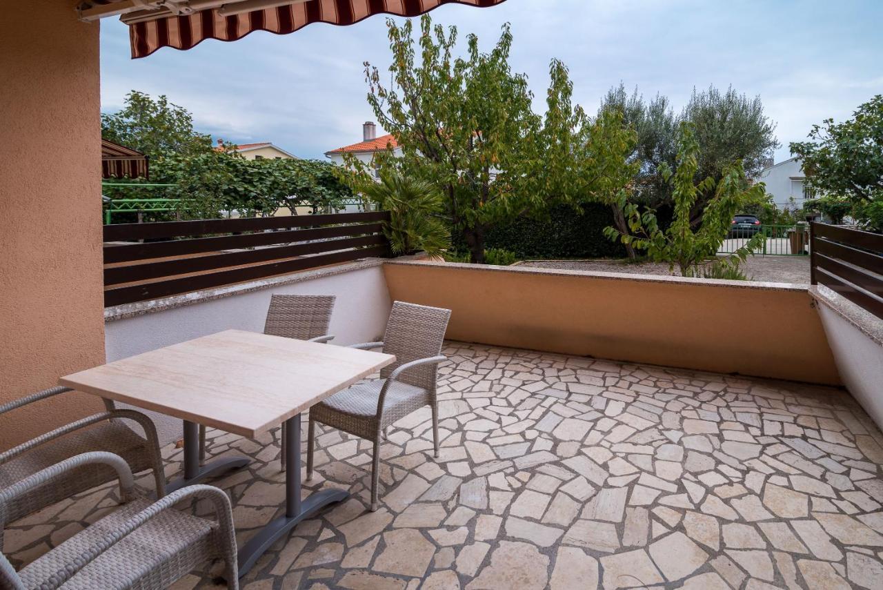 Apartments Karabaic Krk Krk Town Room photo
